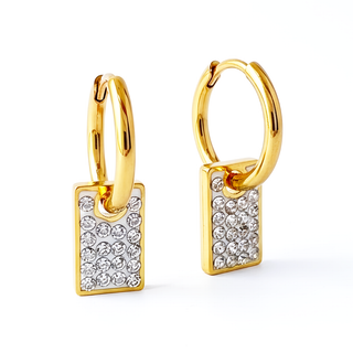 PARTY Earring / Huggies