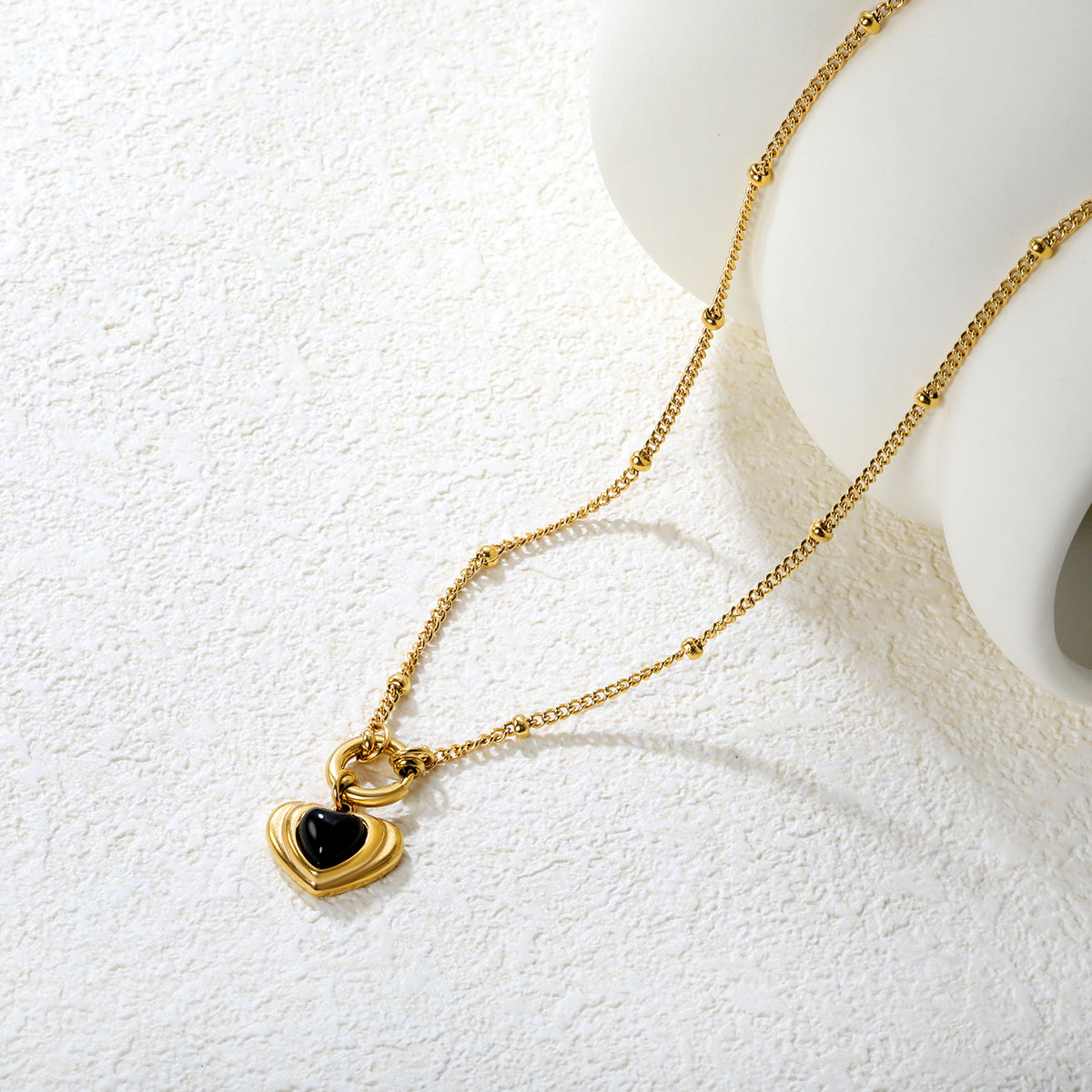 LOST HEART Necklace