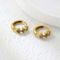 CLOVER  Earring/Mini huggies