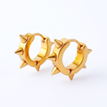 THORNS Earring / Huggies