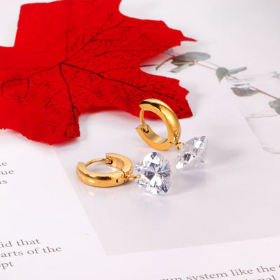 DIAMOND HEART Earring /Huggies