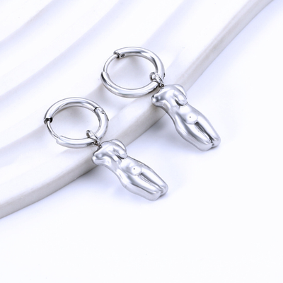 THE WOMAN - Earring / Huggies Charm