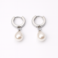 THE BRIDE - Earring / Huggies